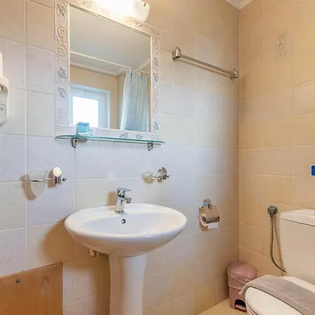 Kosmos St1 In Agios Stefanos Hotel apartamentowy *